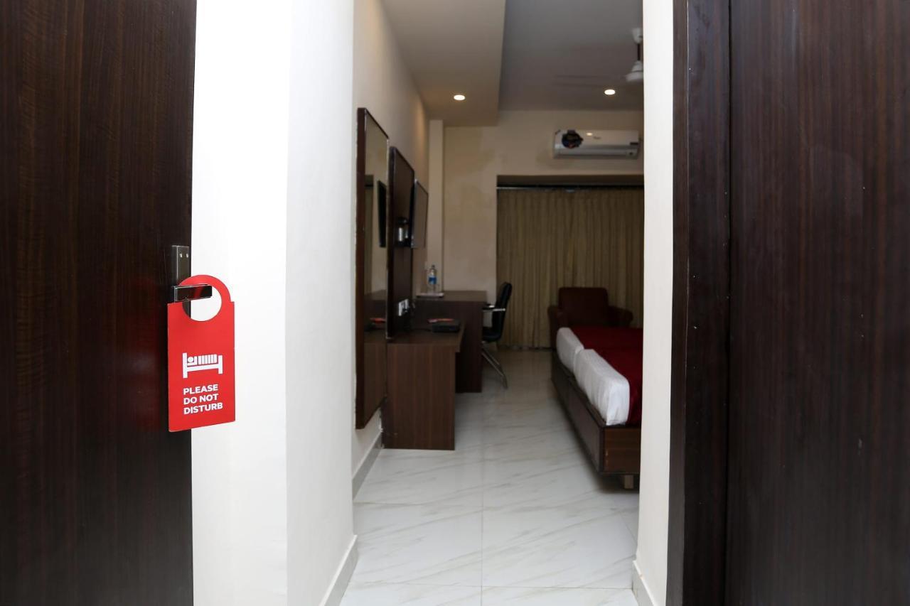 Hotel Railview Bhubaneswar Ngoại thất bức ảnh