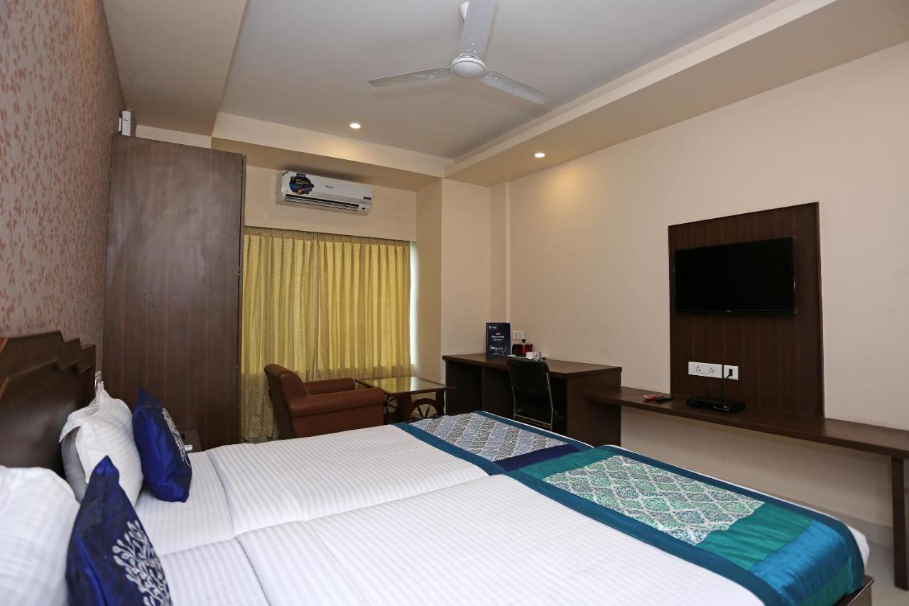 Hotel Railview Bhubaneswar Ngoại thất bức ảnh