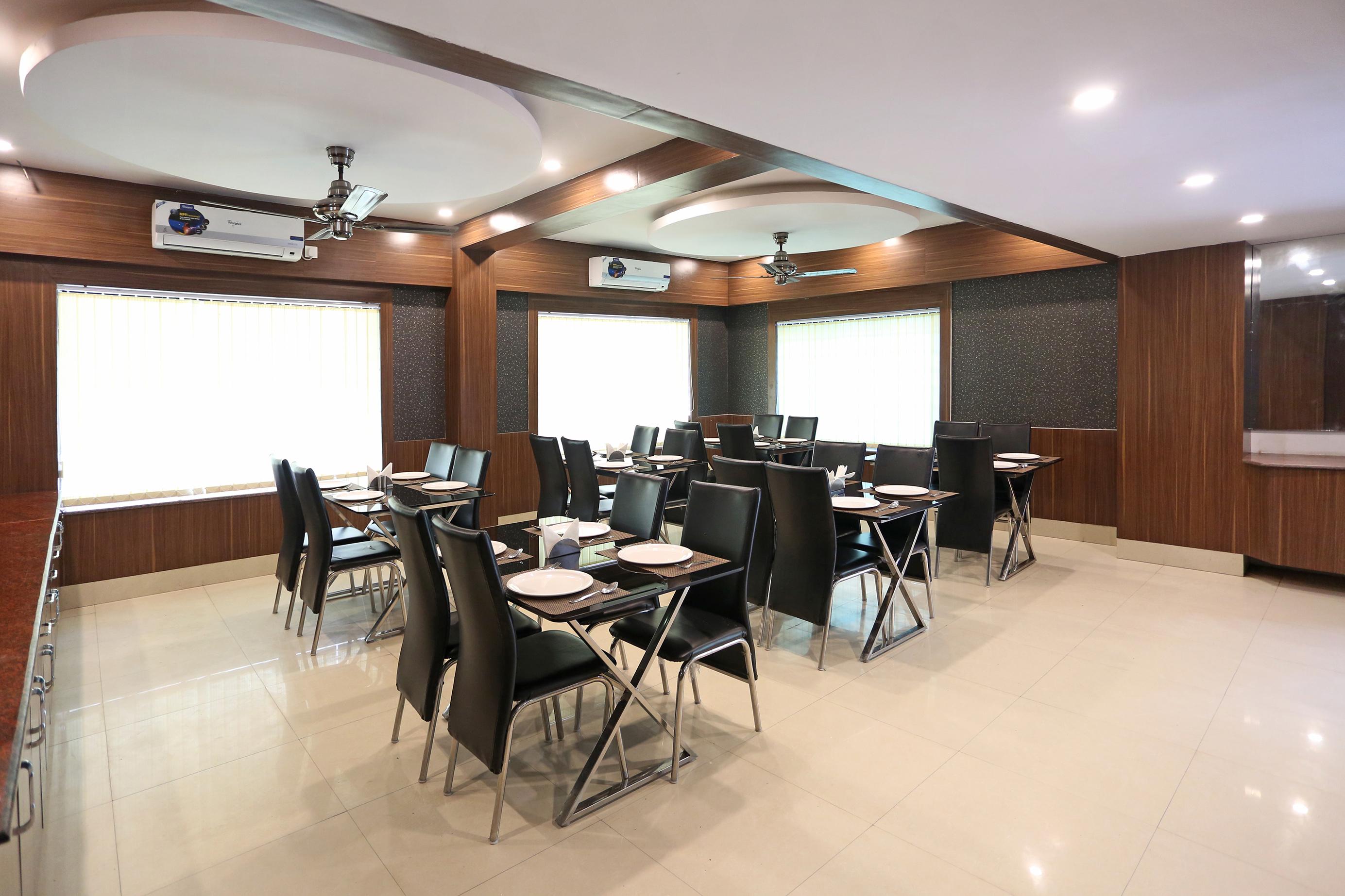 Hotel Railview Bhubaneswar Ngoại thất bức ảnh