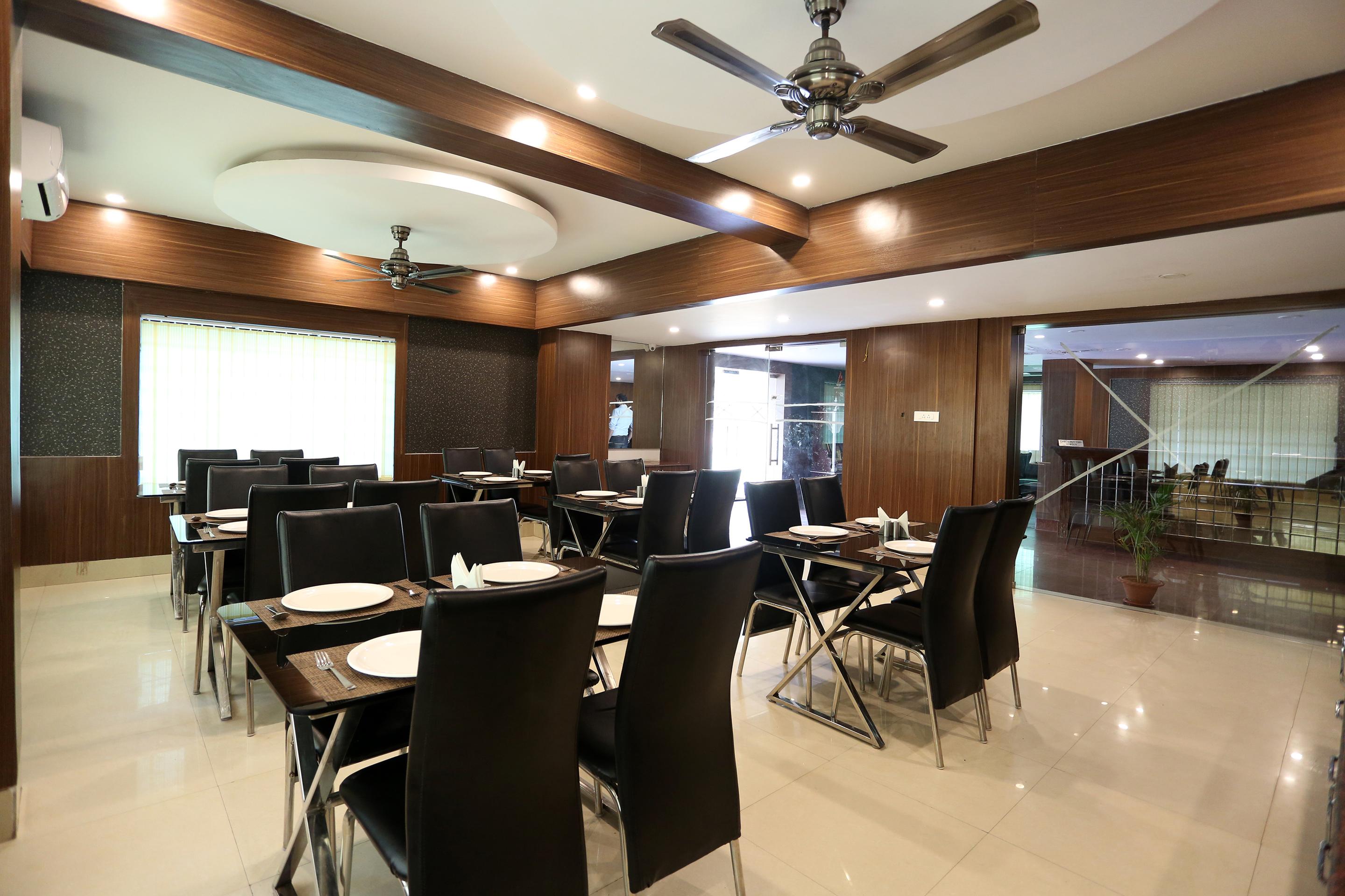 Hotel Railview Bhubaneswar Ngoại thất bức ảnh